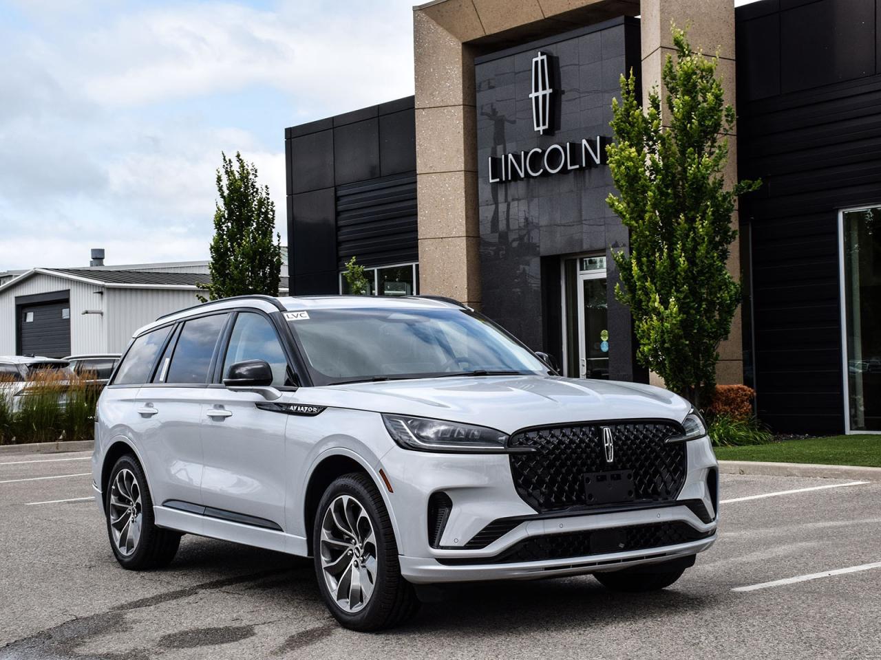 New 2025 Lincoln Aviator Premiere for sale in Chatham, ON