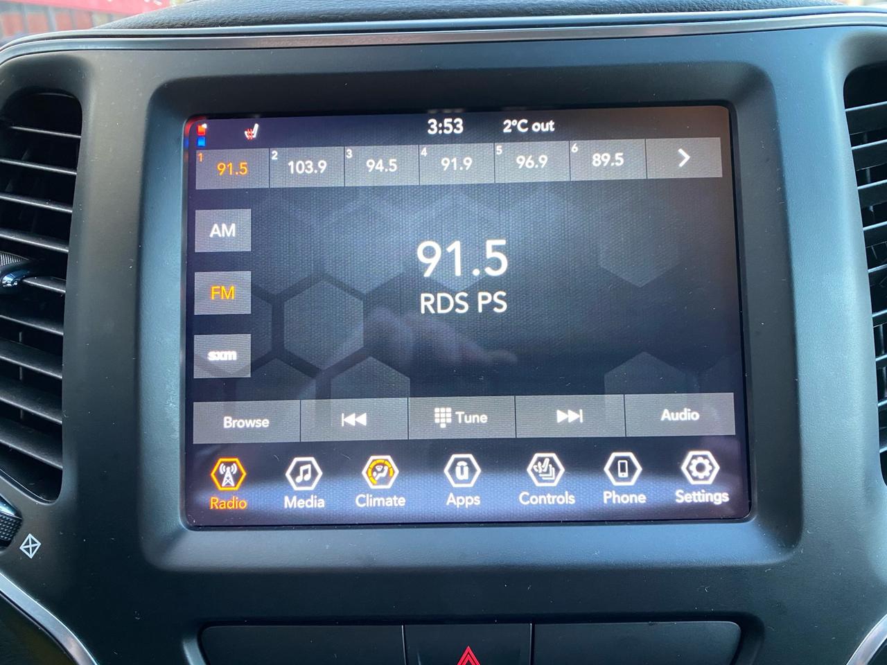 2022 Jeep Cherokee Sport | 4X4 | Apple CarPlay | Android Auto | Photo