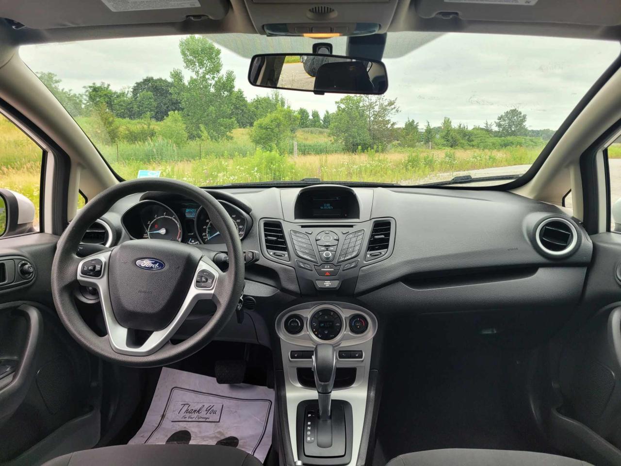 2017 Ford Fiesta SE Photo10