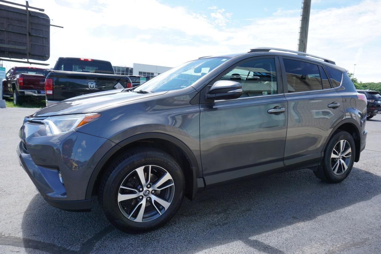 2018 Toyota RAV4 XLE AWD CERTIFIED *FREE ACCIDENT* CAMERA SUNROOF HEATED BLUETOOTH ALLOYS LANE DEPARTURE B.SPOT - Photo #3