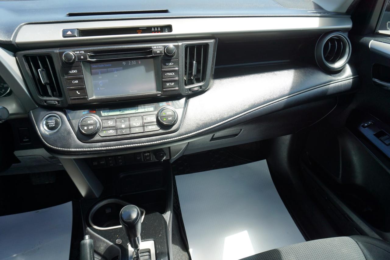 2018 Toyota RAV4 XLE AWD CERTIFIED *FREE ACCIDENT* CAMERA SUNROOF HEATED BLUETOOTH ALLOYS LANE DEPARTURE B.SPOT - Photo #11