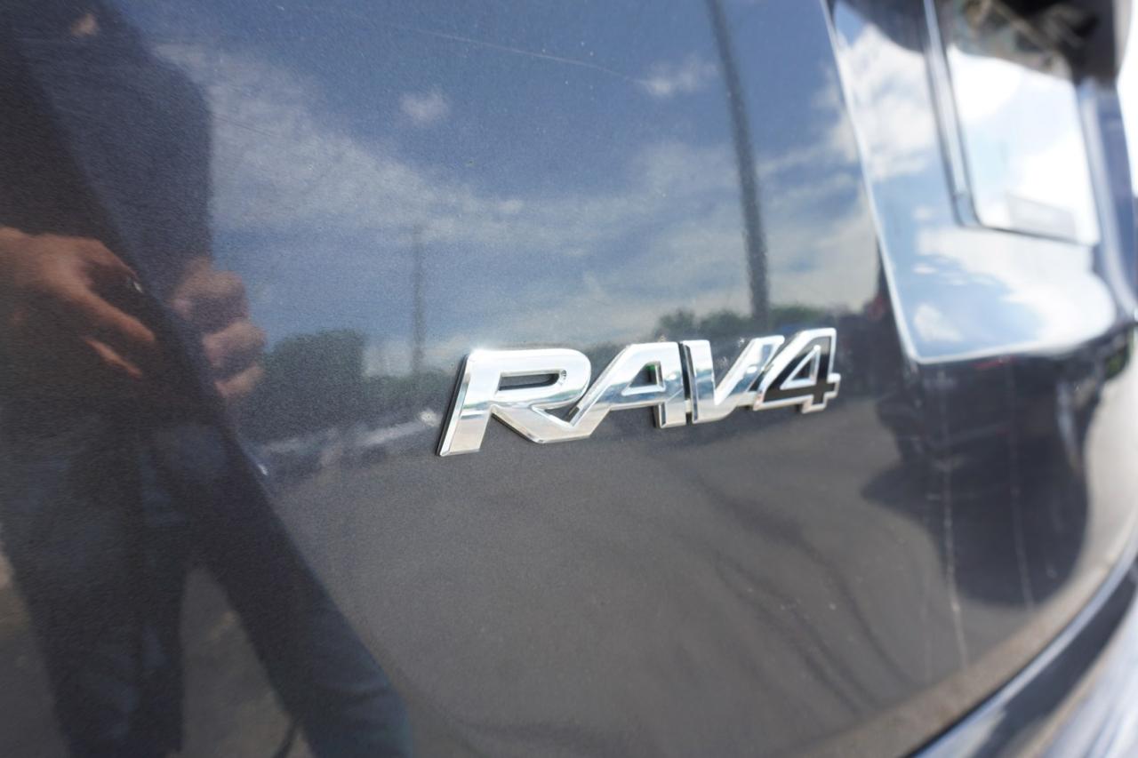 2018 Toyota RAV4 XLE AWD CERTIFIED *FREE ACCIDENT* CAMERA SUNROOF HEATED BLUETOOTH ALLOYS LANE DEPARTURE B.SPOT - Photo #36