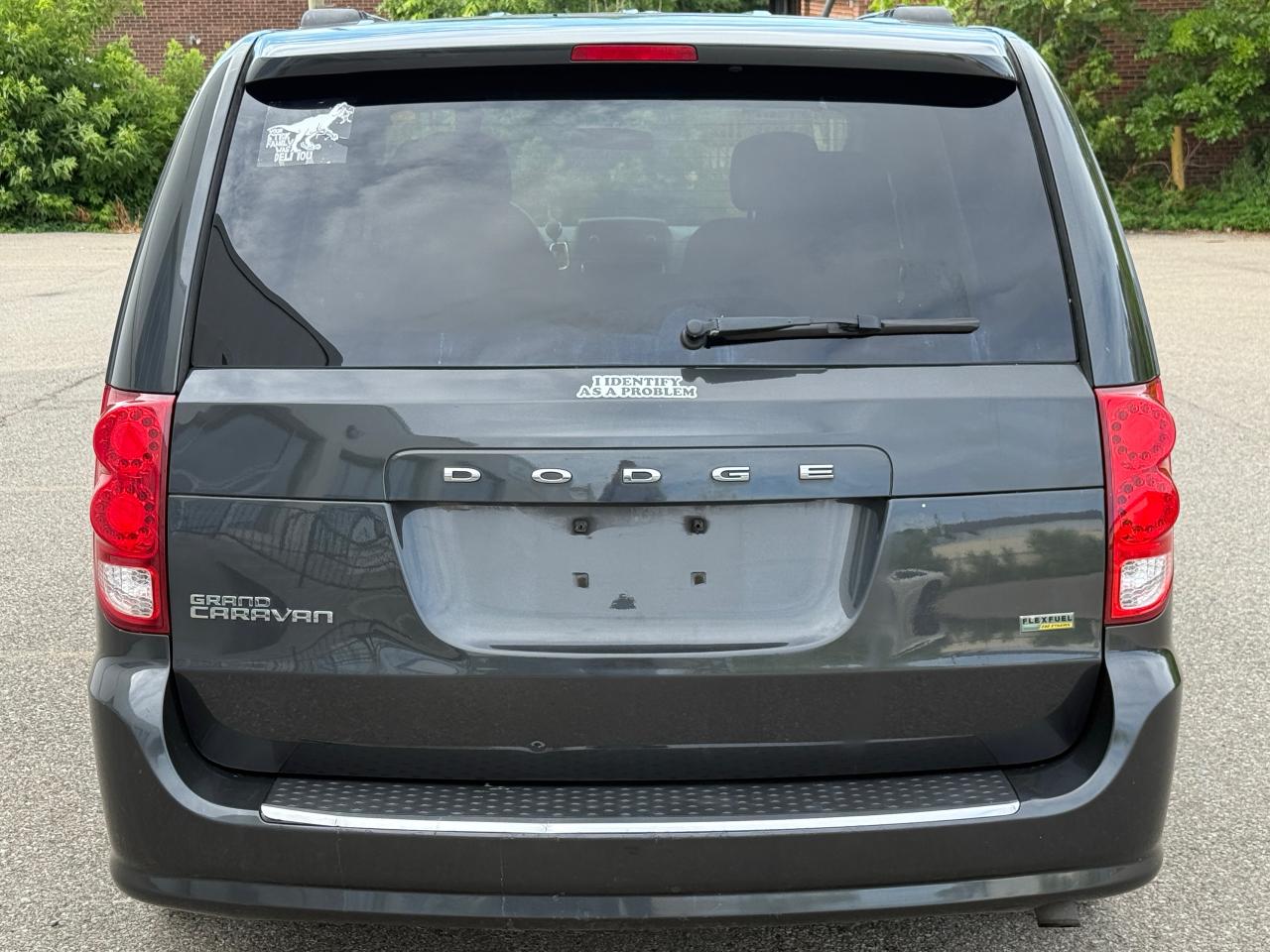2011 Dodge Grand Caravan SXT - Photo #6