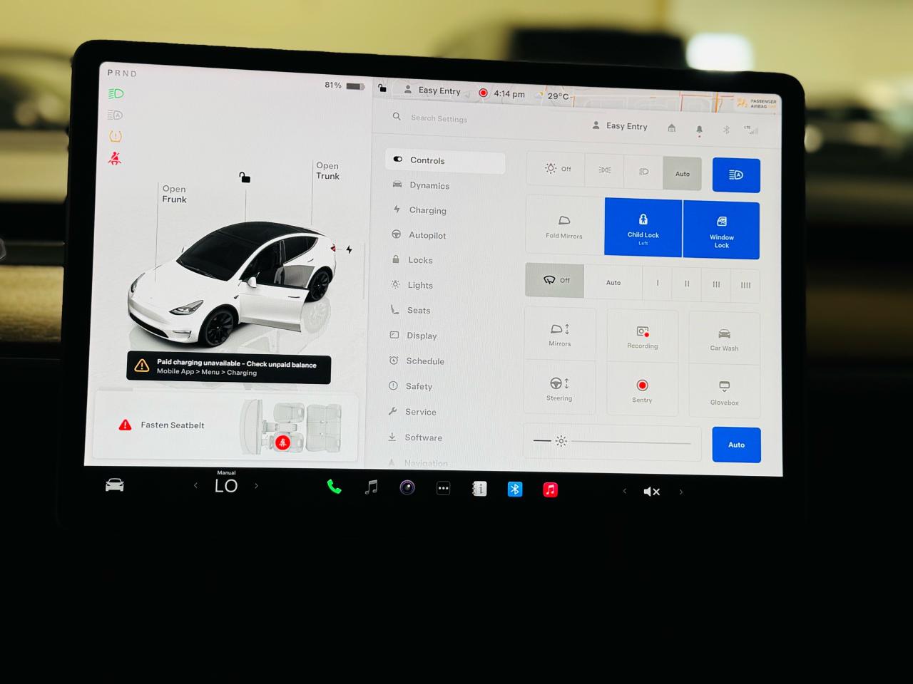 2023 Tesla Model Y LONG RANGE - Photo #16