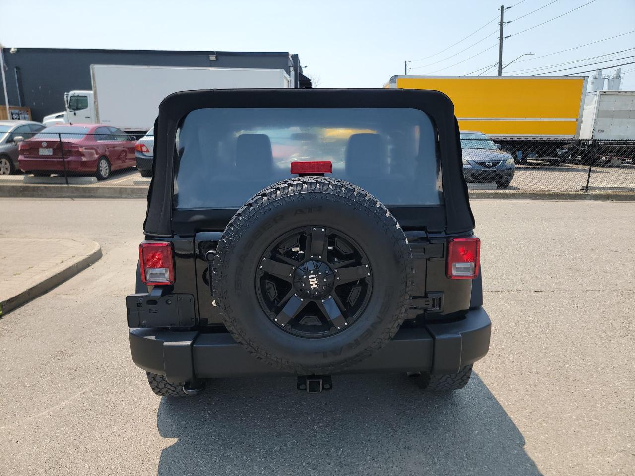 2017 Jeep Wrangler SPORT | AC | CLEAN Photo4