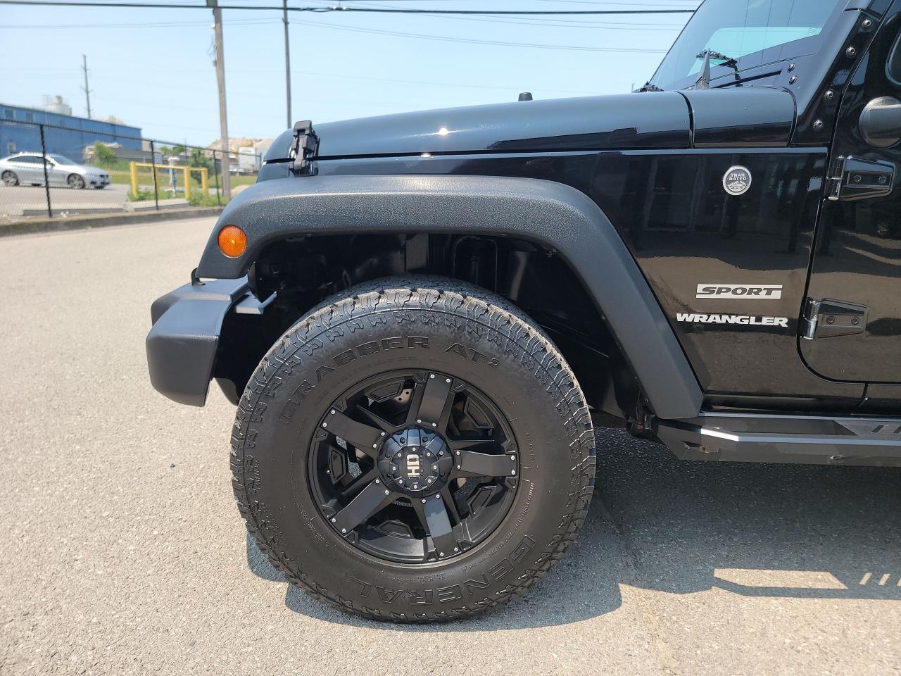 2017 Jeep Wrangler SPORT | AC | CLEAN - Photo #10