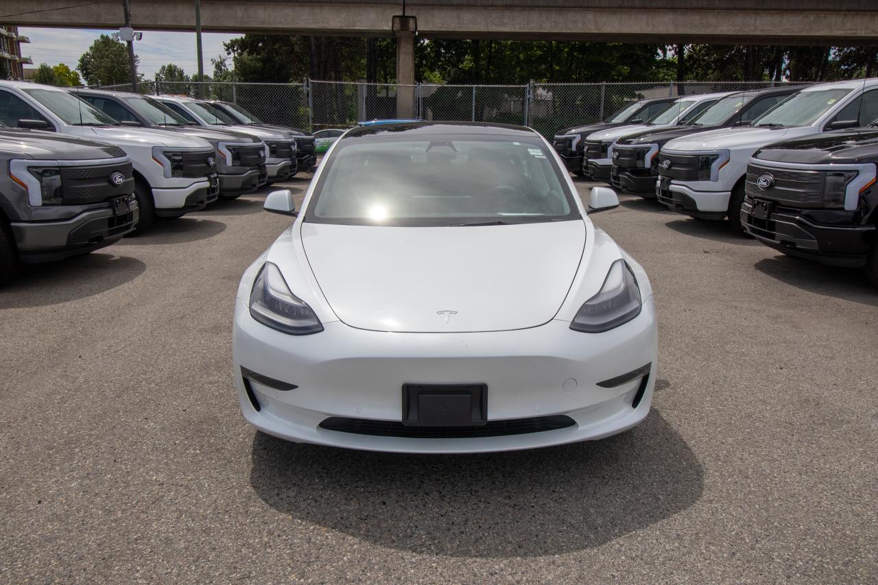 2022 Tesla Model 3 LONG RANGE Photo2