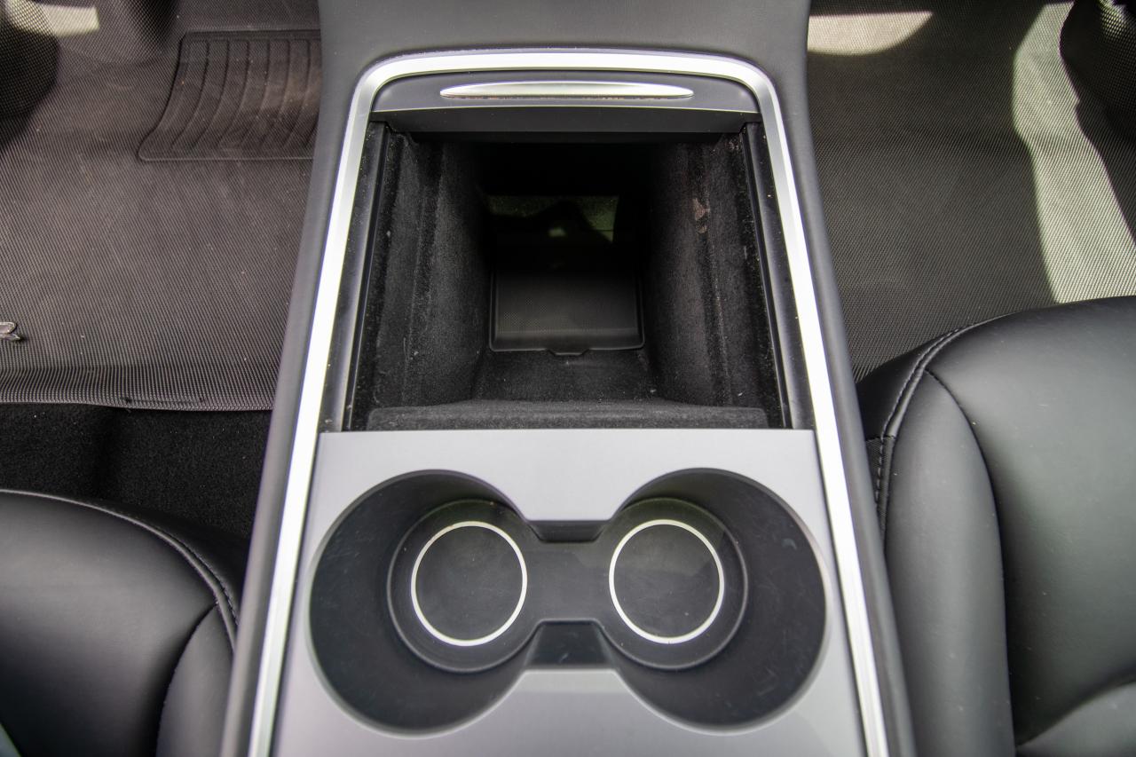 2022 Tesla Model 3 LONG RANGE Photo5