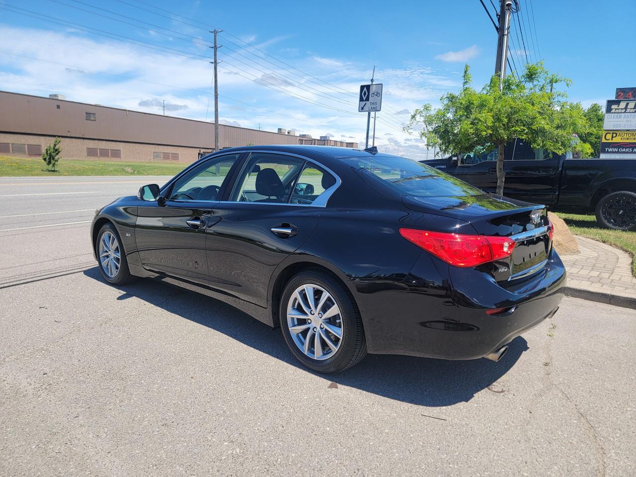 2017 Infiniti Q50 3.0T - Photo #8