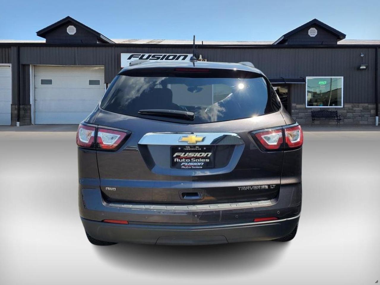 2016 Chevrolet Traverse AWDw/2LT-LEATHER-NAVIGATION-7 PASS/THRID ROW-TOW P - Photo #4
