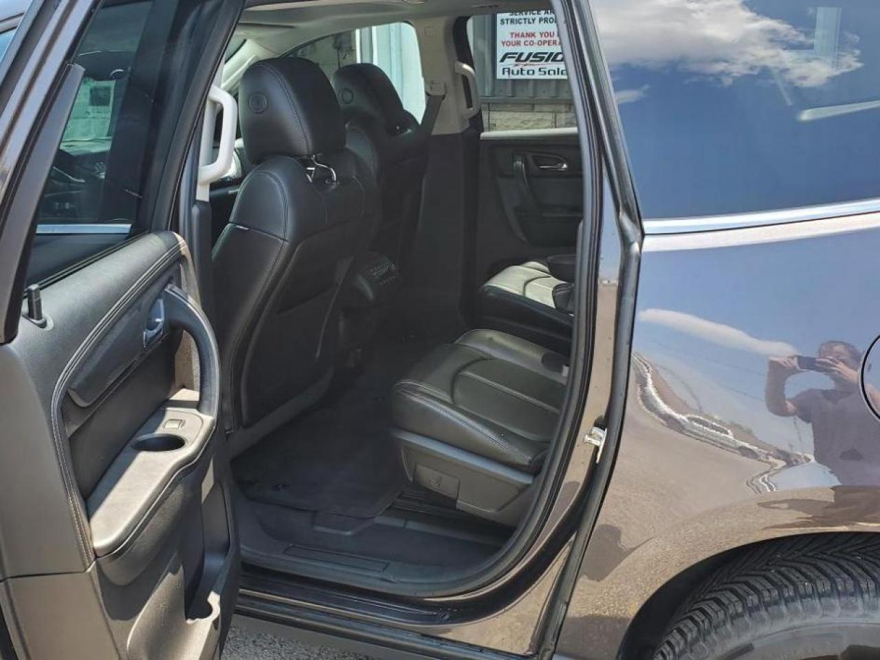 2016 Chevrolet Traverse AWDw/2LT-LEATHER-NAVIGATION-7 PASS/THRID ROW-TOW P - Photo #18