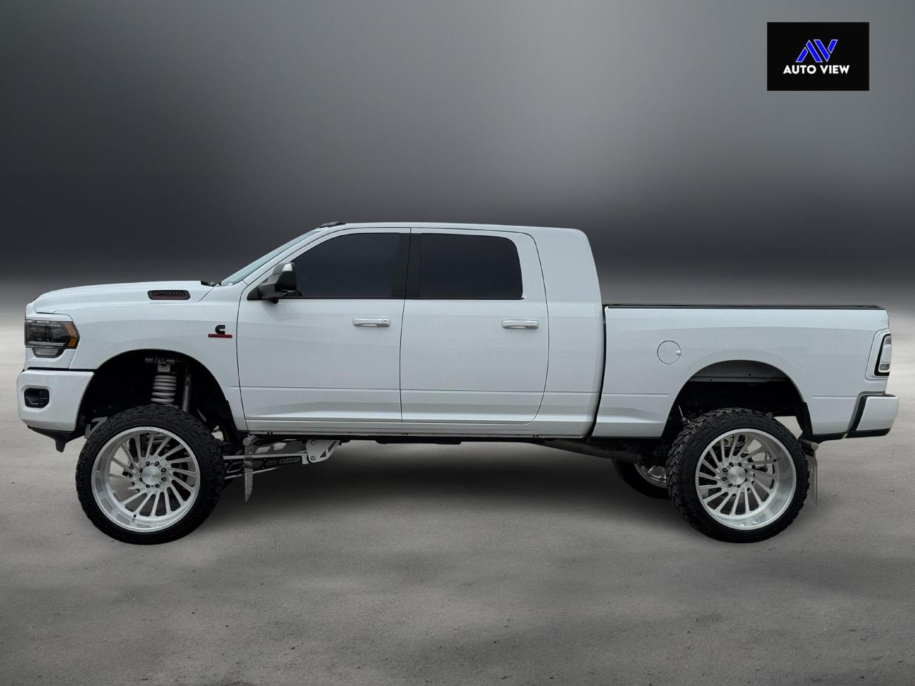 2020 RAM 2500 Big Horn MEGA CAB **8” McGaughys Lift Kit** - Photo #8