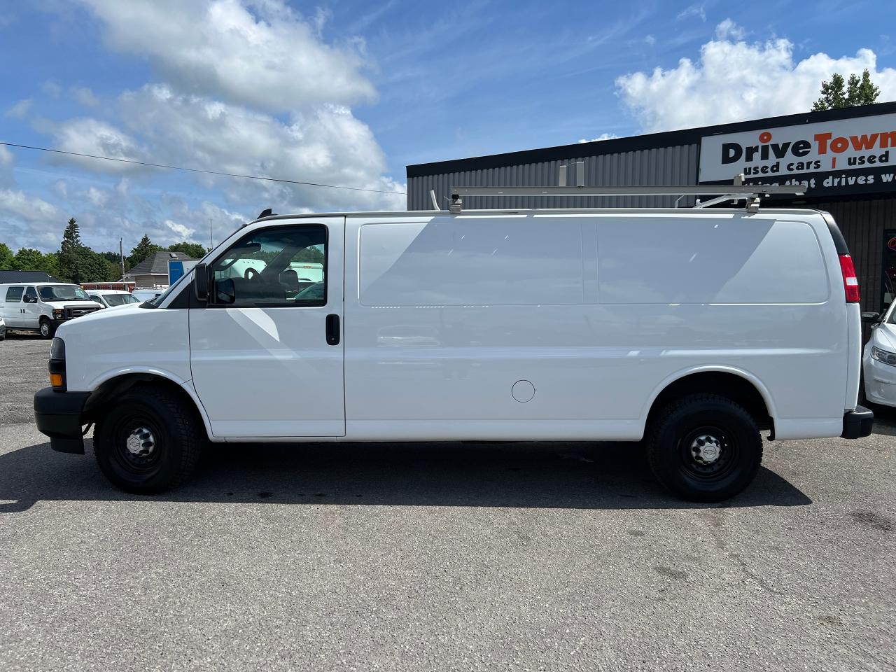 2020 Chevrolet Express Cargo Van undefined - Photo #2