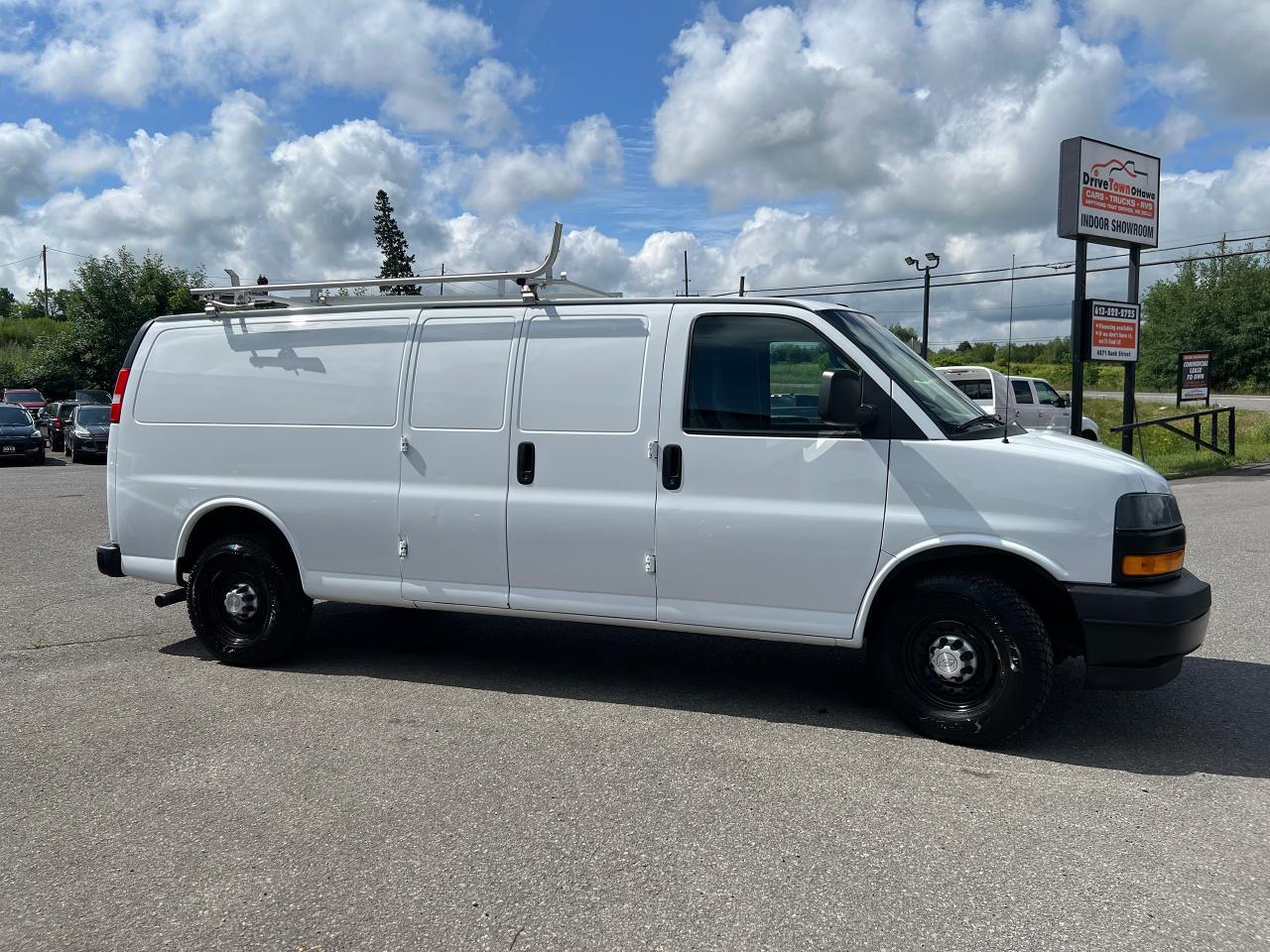 2020 Chevrolet Express Cargo Van undefined - Photo #6