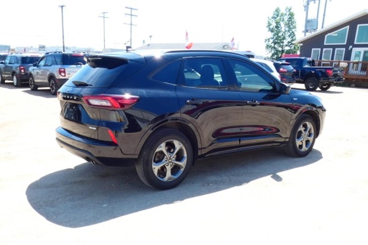 2023 Ford Escape ST-Line Select AWD w/Htd L.wrap, NAV, BUC - Photo #6