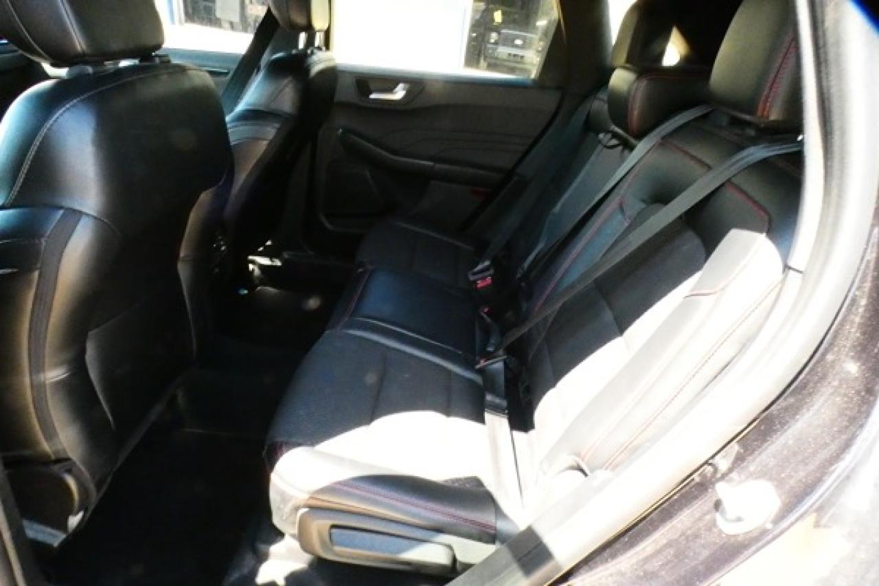 2023 Ford Escape ST-Line Select AWD w/Htd L.wrap, NAV, BUC - Photo #10