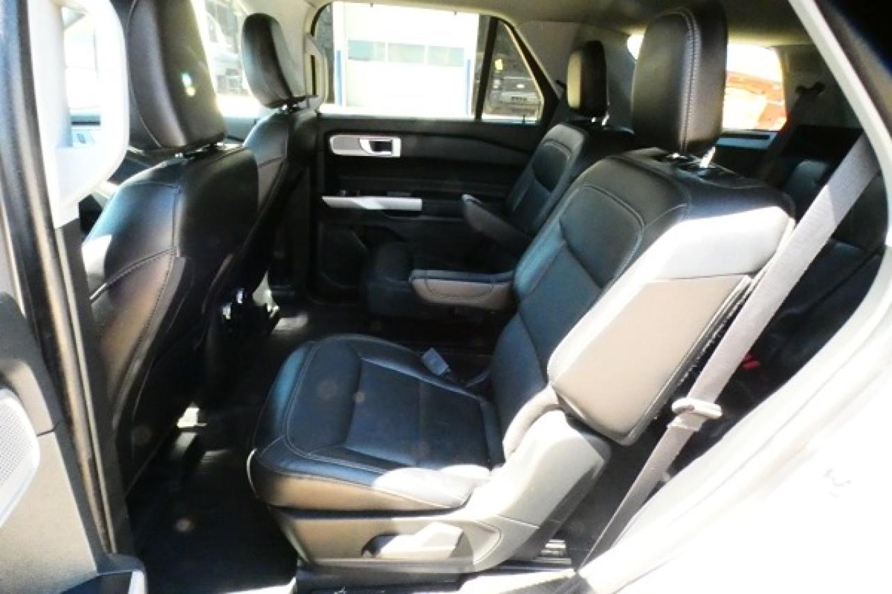 2024 Ford Explorer Limited 4WD w/H&C L, NAV, BUC - Photo #10