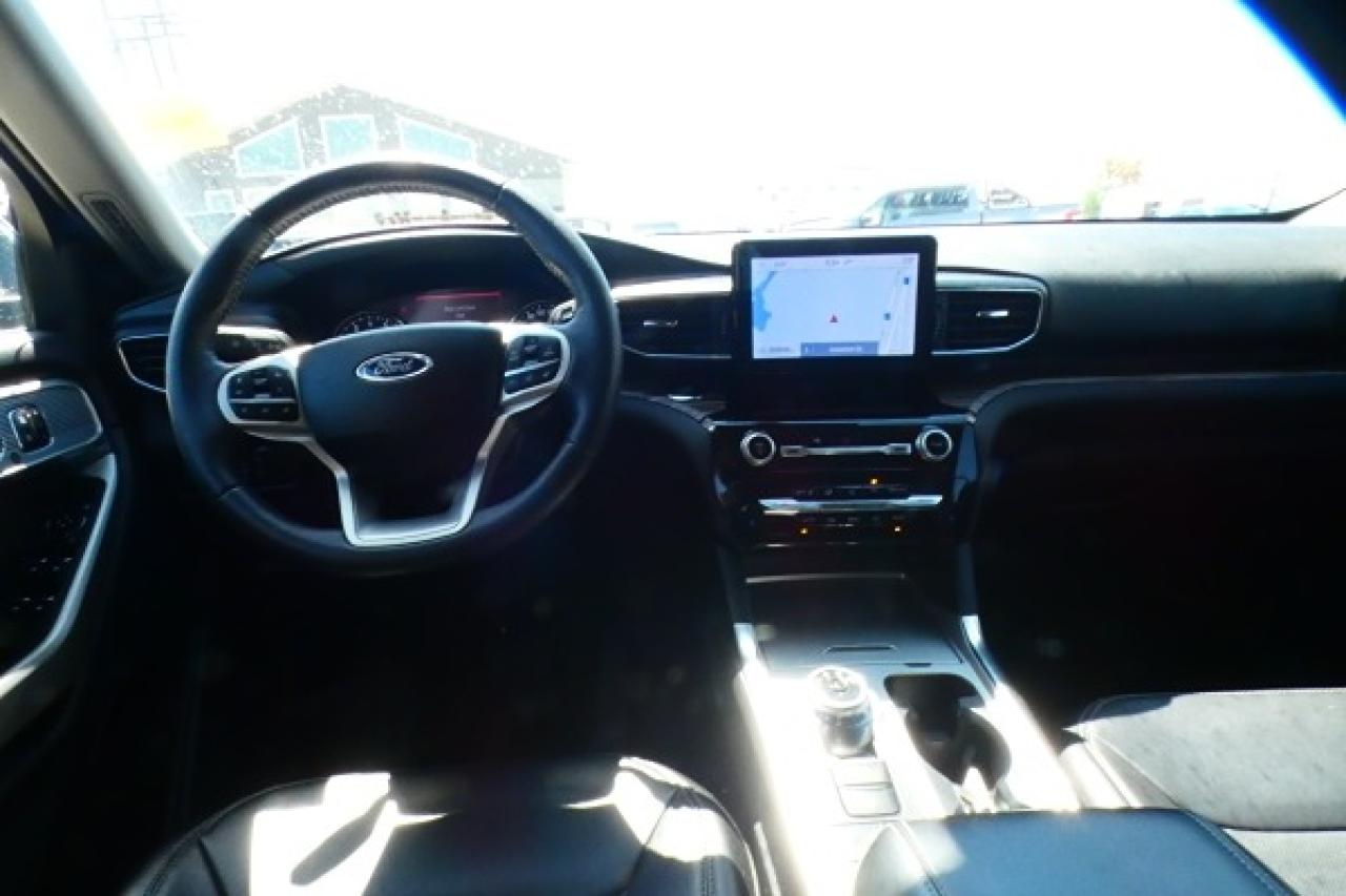 2024 Ford Explorer Limited 4WD w/H&C L, NAV, BUC - Photo #12