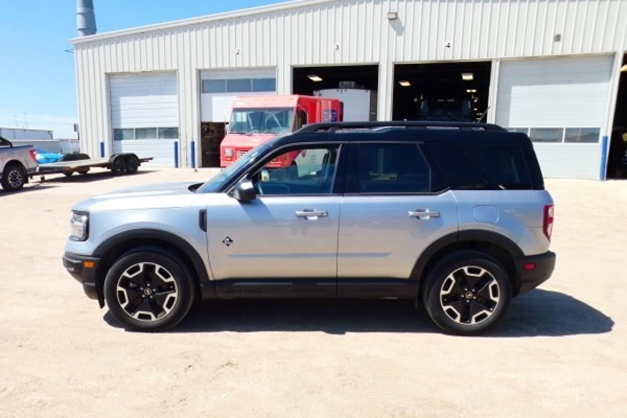 2023 Ford Bronco Sport Outer Banks 4x4 w/Htd L.wrap, BUC - Photo #1