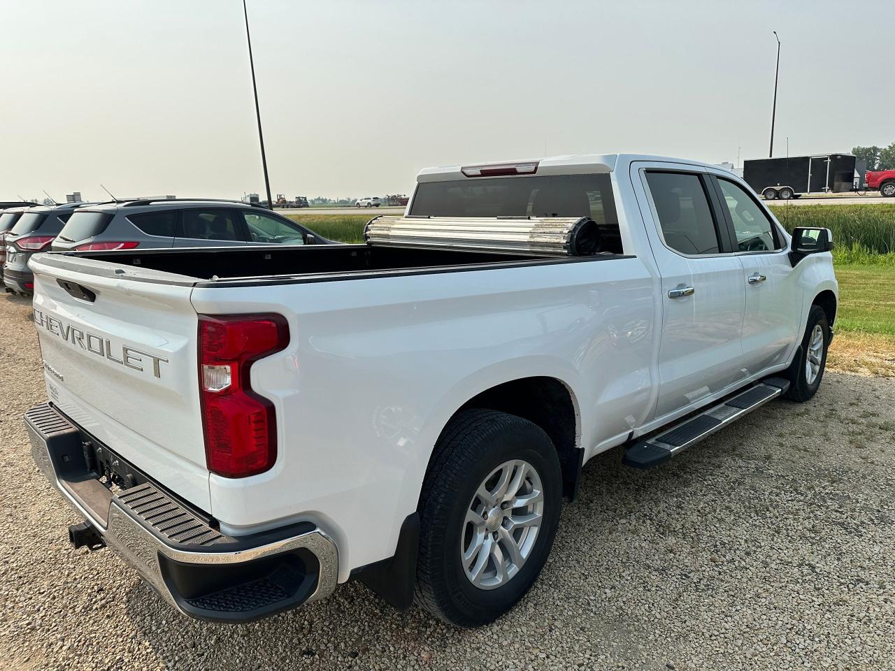 2019 Chevrolet Silverado 1500 LT Photo4