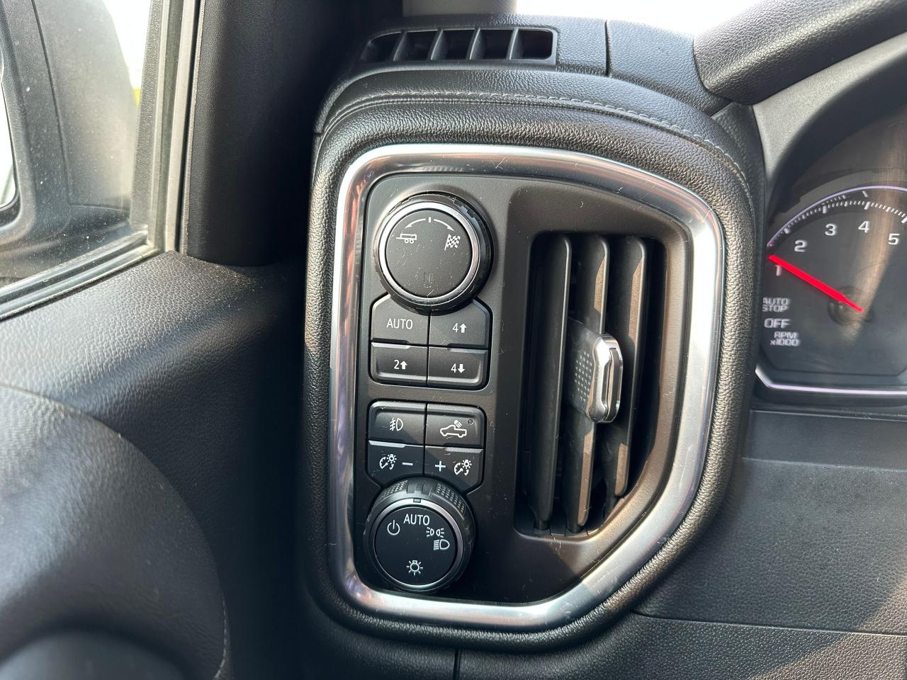 2019 Chevrolet Silverado 1500 LT Photo5