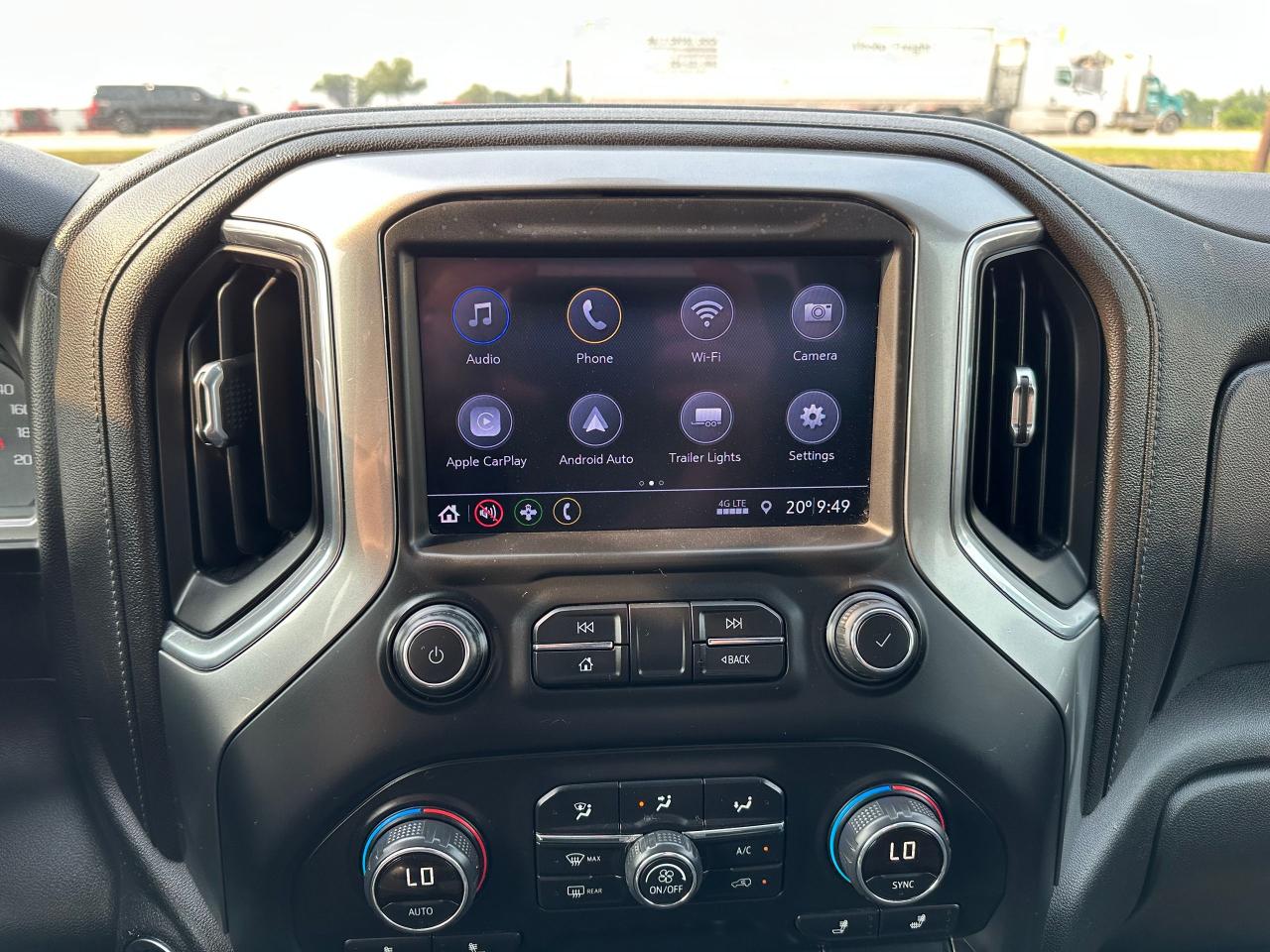 2019 Chevrolet Silverado 1500 LT Photo5