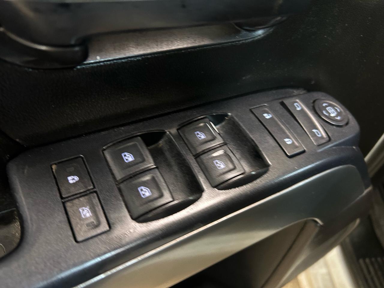 2019 Chevrolet Silverado 1500 LT - Photo #12
