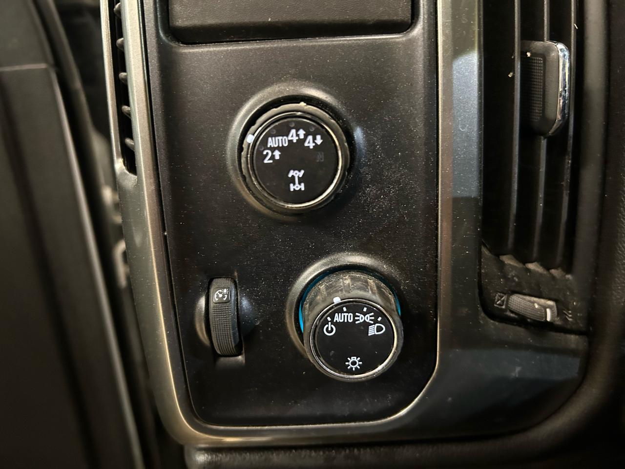 2019 Chevrolet Silverado 1500 LT - Photo #10