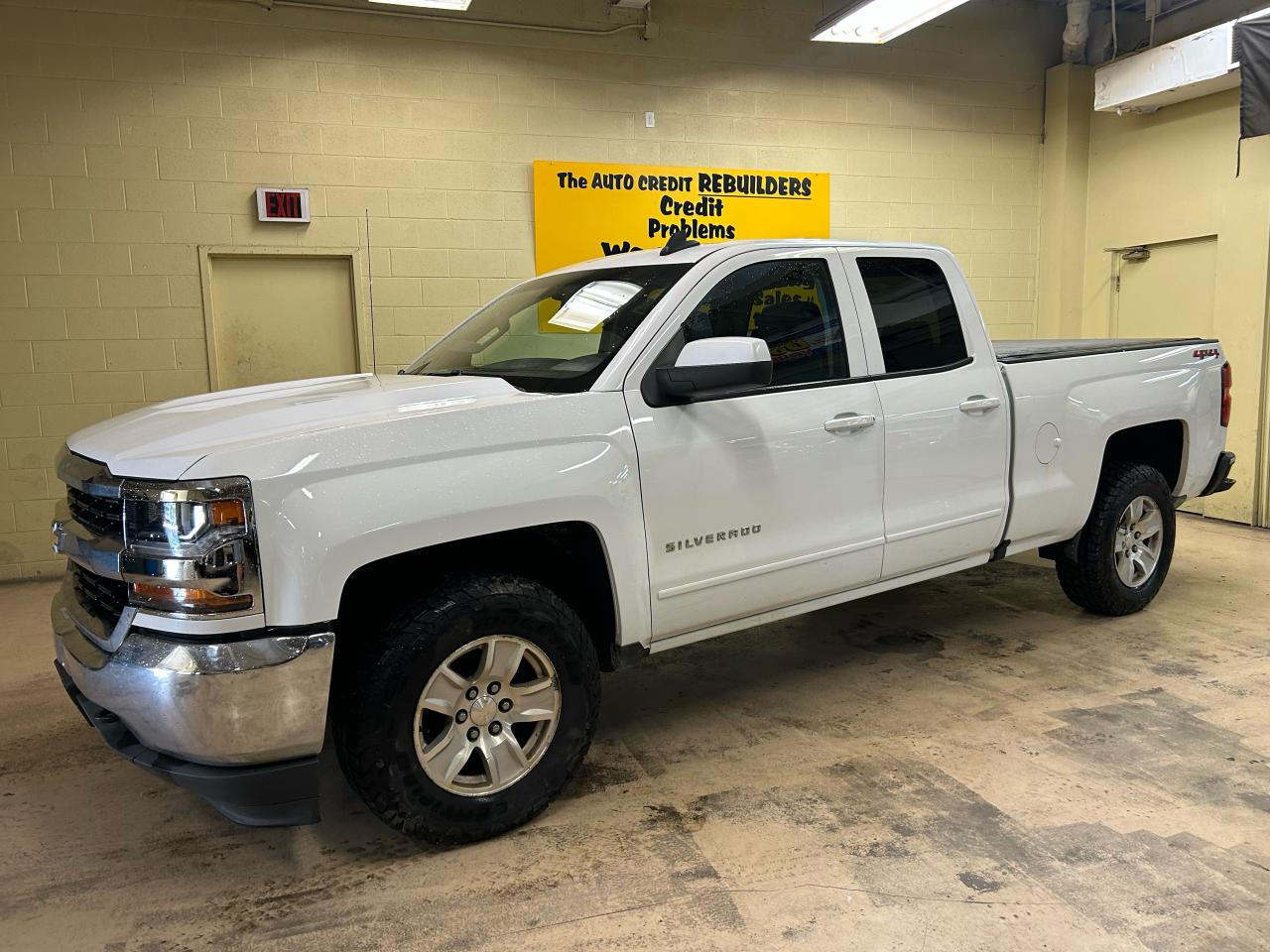 2019 Chevrolet Silverado 1500 LT - Photo #3