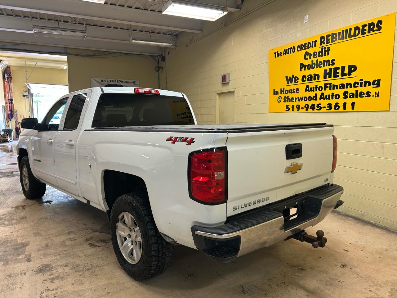 2019 Chevrolet Silverado 1500 LT - Photo #4