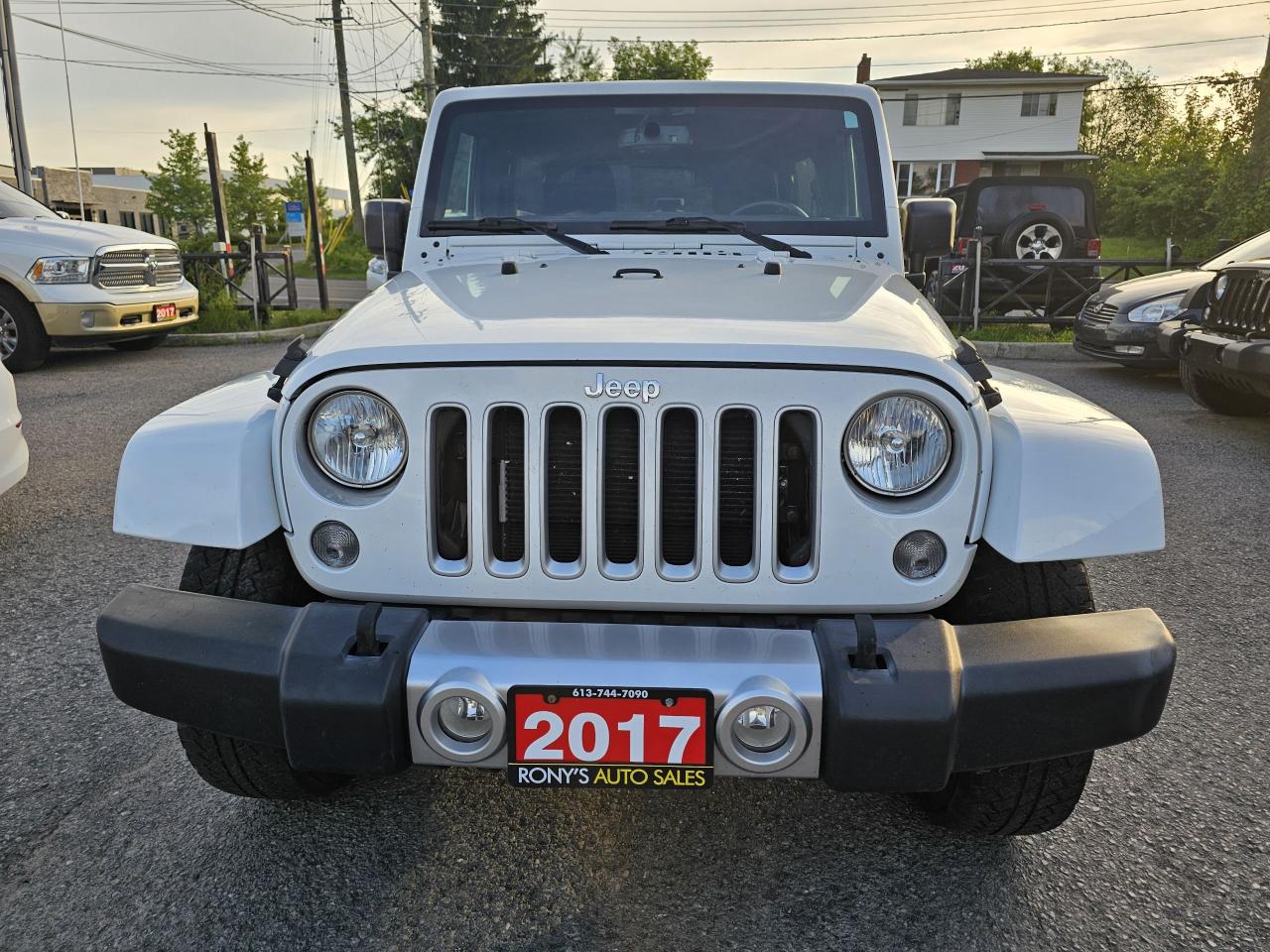 2017 Jeep Wrangler 4WD 4dr Sahara, Auto, Power Options, A/C, 93 km - Photo #2