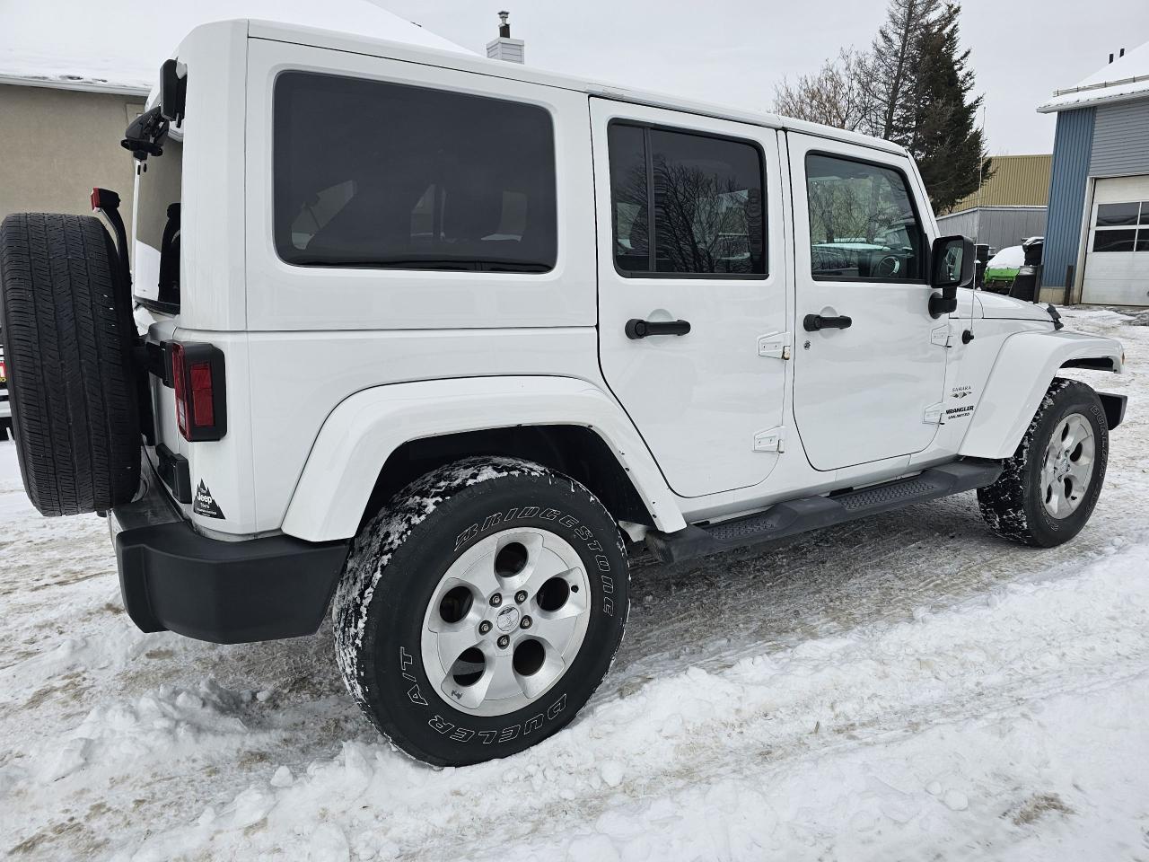 2017 Jeep Wrangler 4WD 4dr Sahara, Auto, Power Options, A/C, 93 km Photo3