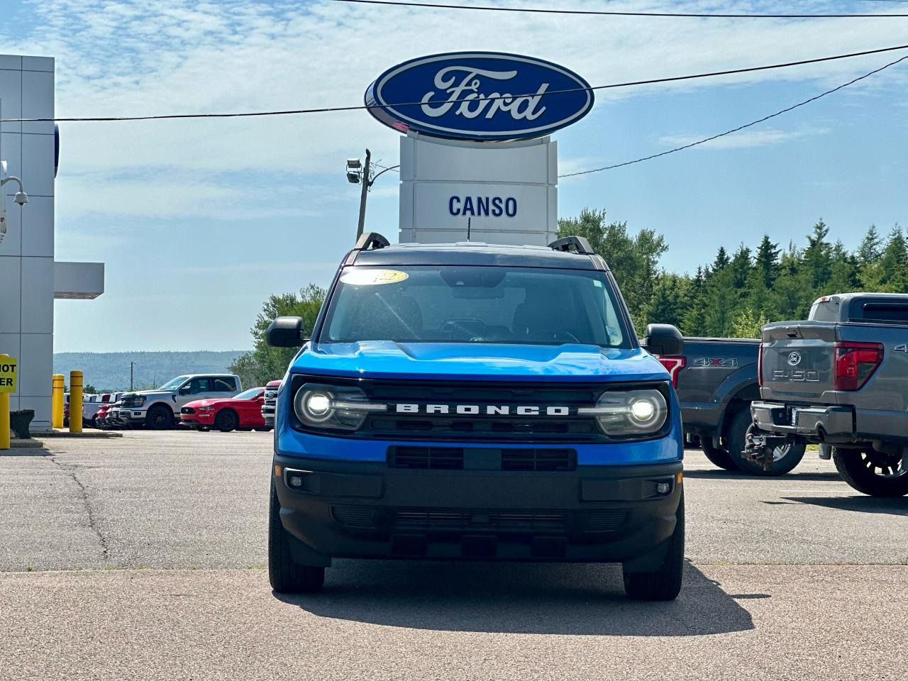 2022 Ford Bronco Sport OUTER BANKS 4WD W/ 1 OWNER/ DEALER MAINTAINED Photo1