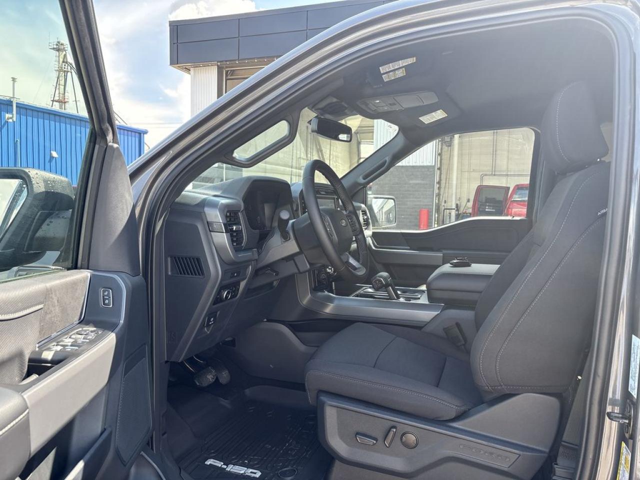 2025 Ford F-150 XLT 5.5' Box 302A Photo5