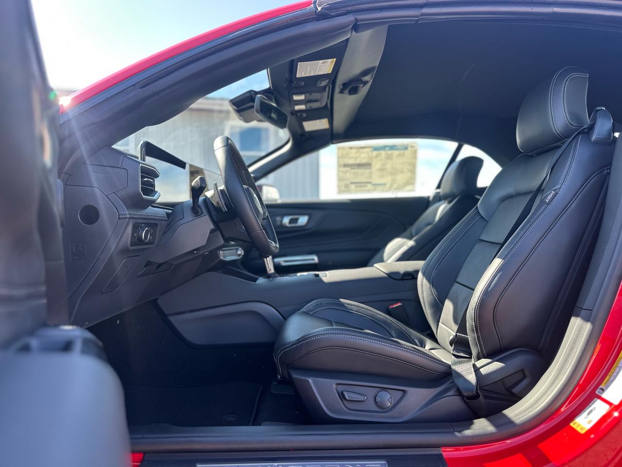 2025 Ford Mustang GT Premium Convertible Photo5