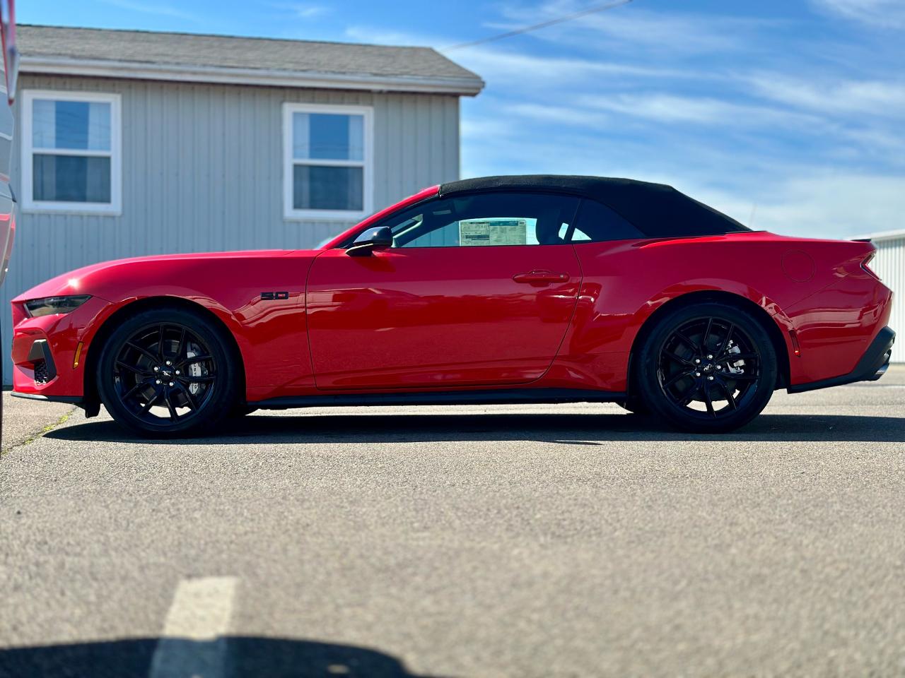 2025 Ford Mustang GT Premium Convertible Photo