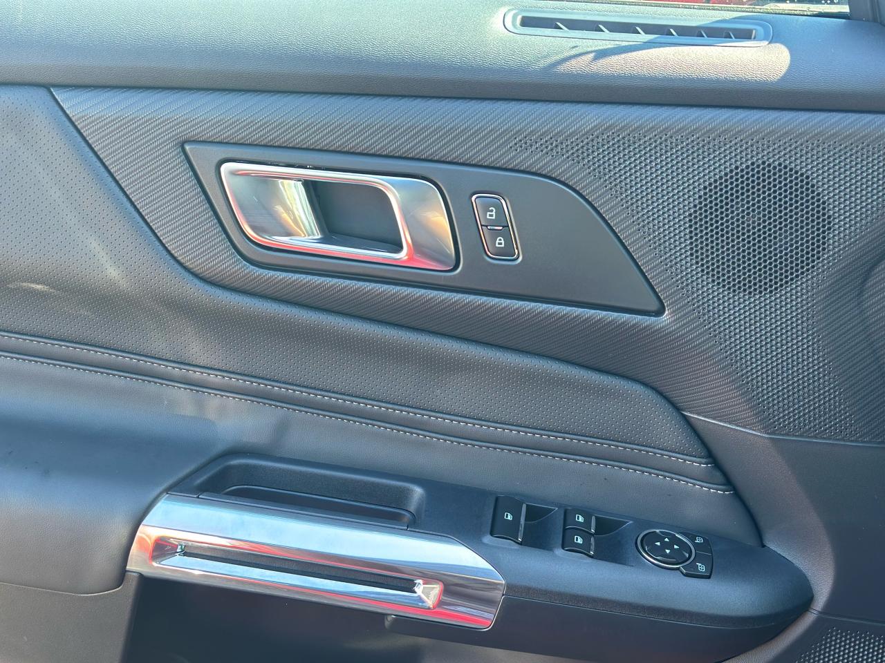 2025 Ford Mustang GT Premium Convertible Photo5