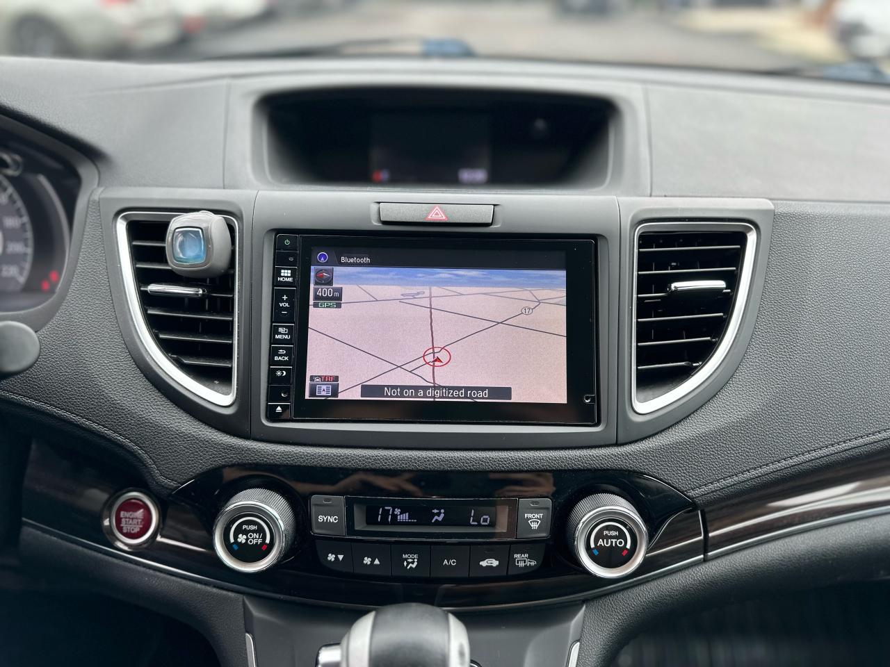2015 Honda CR-V Touring - Certified/Clean Photo19