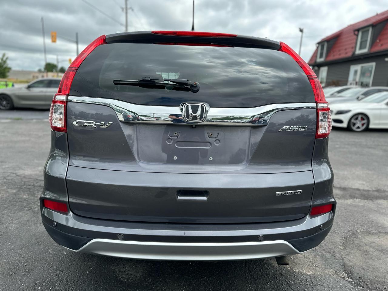 2015 Honda CR-V Touring - Certified/Clean Photo4