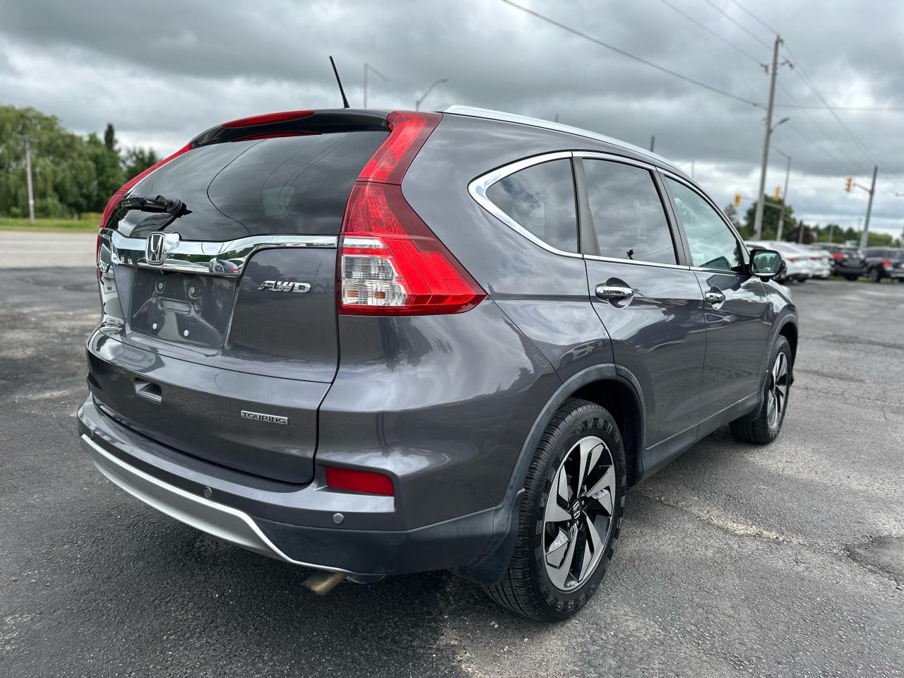 2015 Honda CR-V Touring - Certified/Clean Photo3