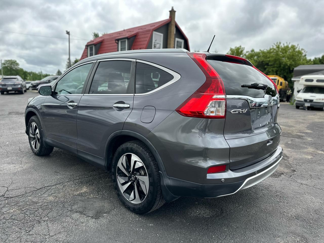 2015 Honda CR-V Touring - Certified/Clean Photo5