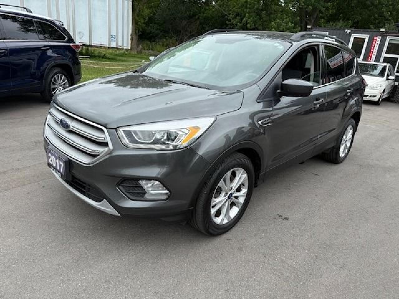 2017 Ford Escape SE - Photo #2