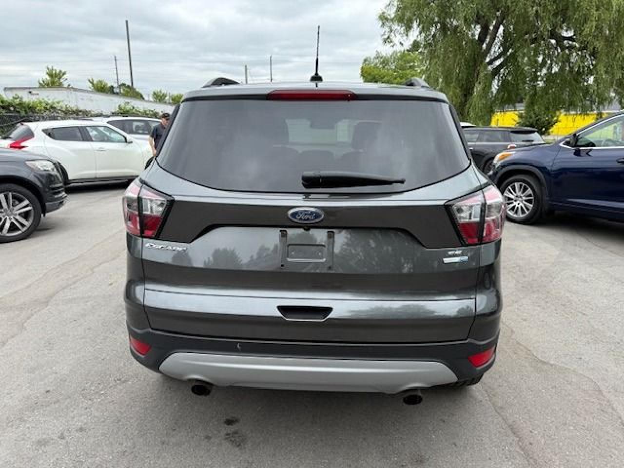 2017 Ford Escape SE - Photo #7