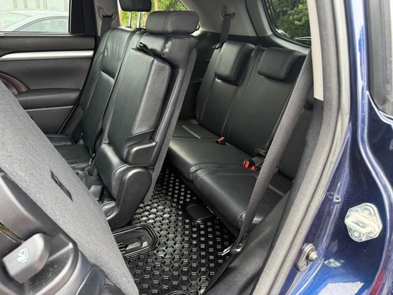 2014 Toyota Highlander XLE - Photo #10