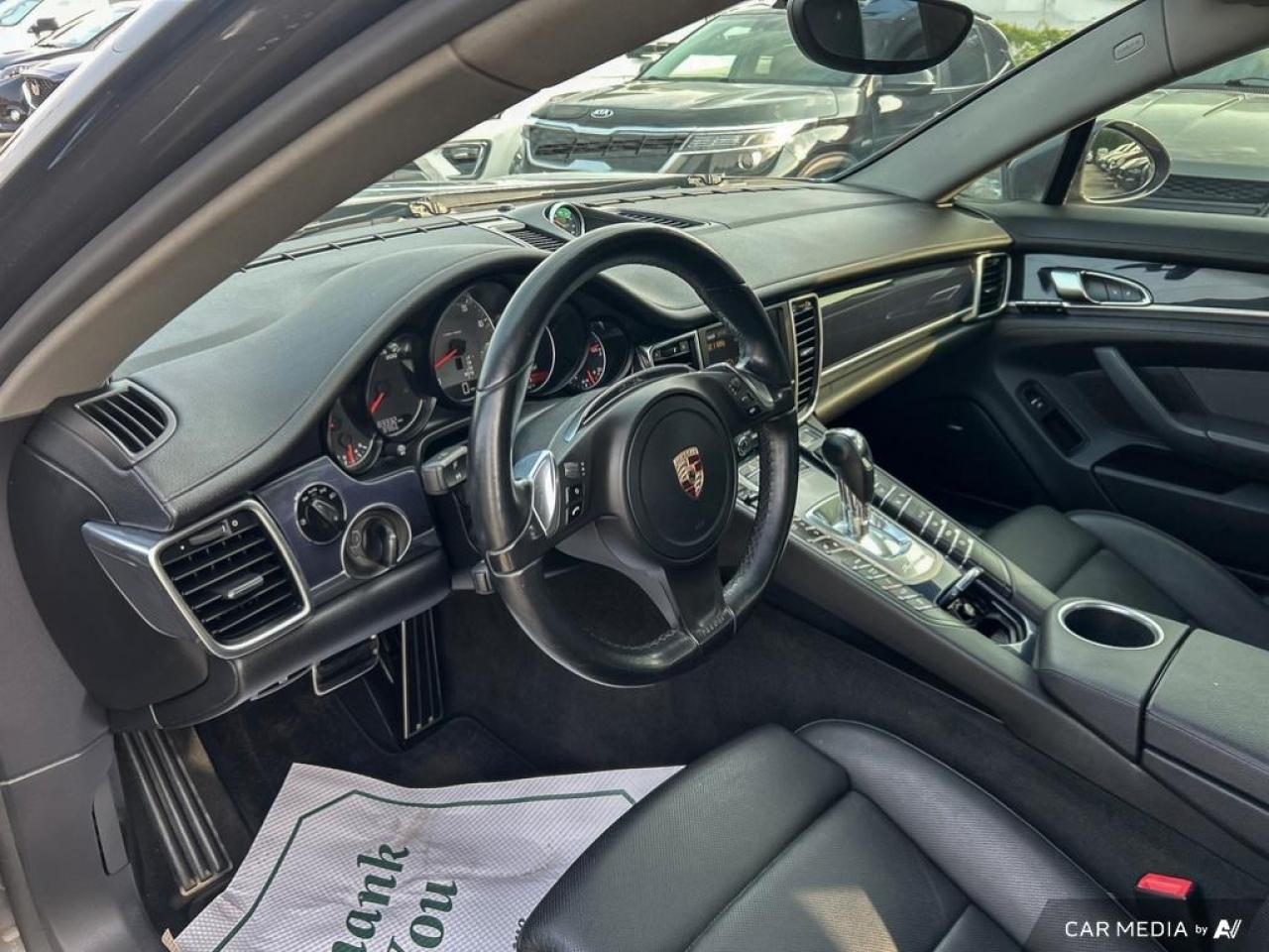2013 Porsche Panamera 4S / NO ACCIDENTS / LEATHER / SUNROOF/ REAR CAM - Photo #10