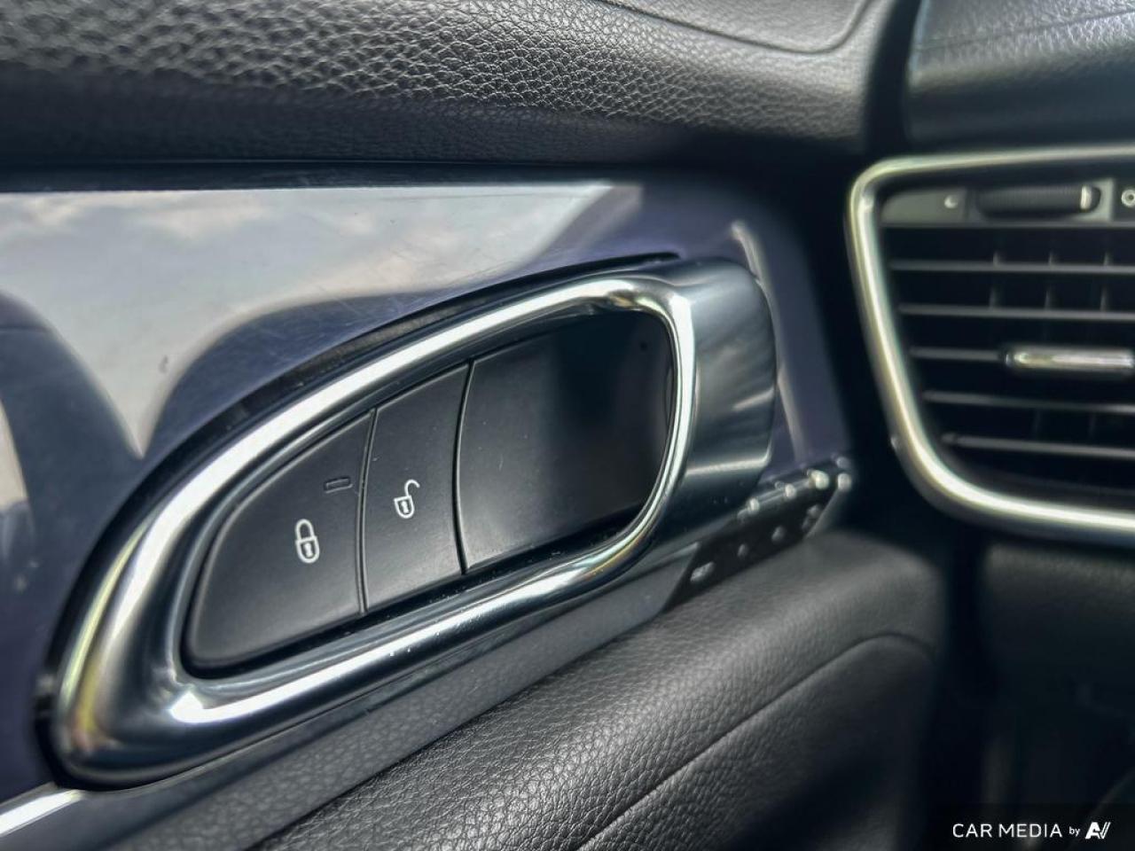 2013 Porsche Panamera 4S / NO ACCIDENTS / LEATHER / SUNROOF/ REAR CAM - Photo #21