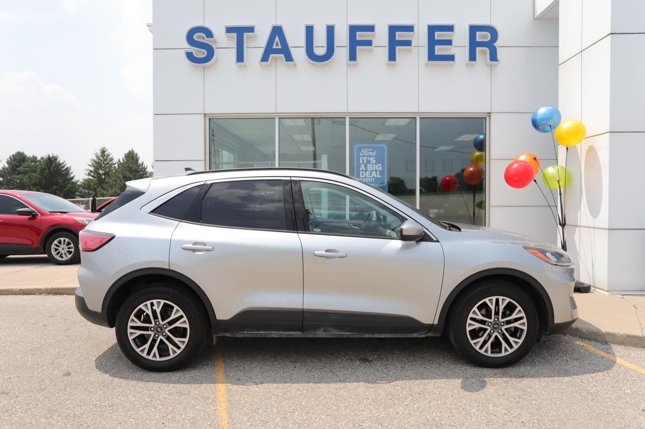 2021 Ford Escape SEL AWD Photo2