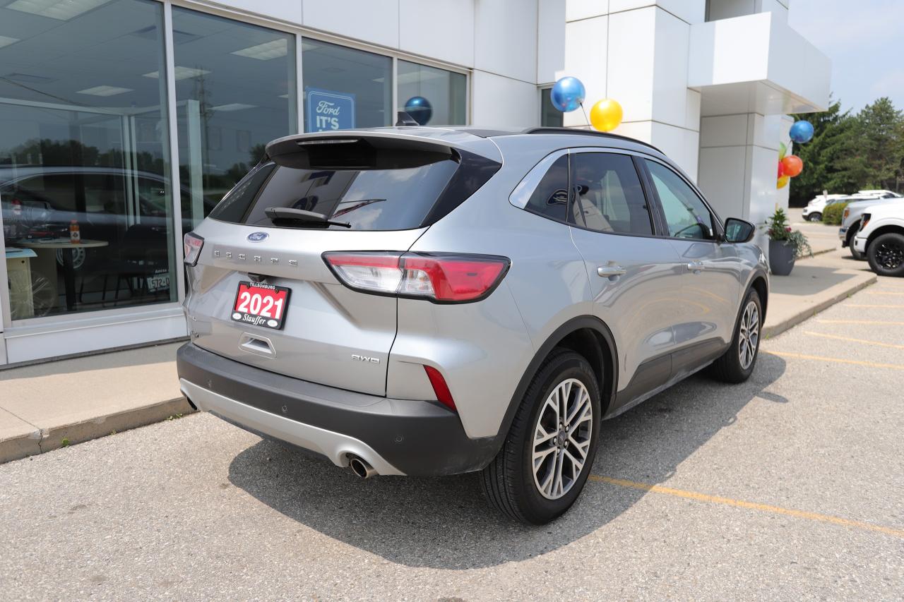 2021 Ford Escape SEL AWD Photo3