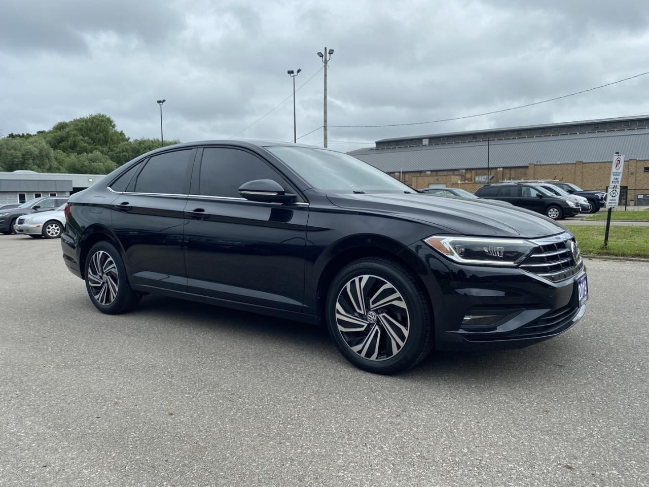 2019 Volkswagen Jetta 1.4T SEL PREMIUM 8A - Photo #4