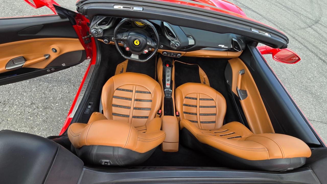 2017 Ferrari 488 Spider Spider - Photo #11
